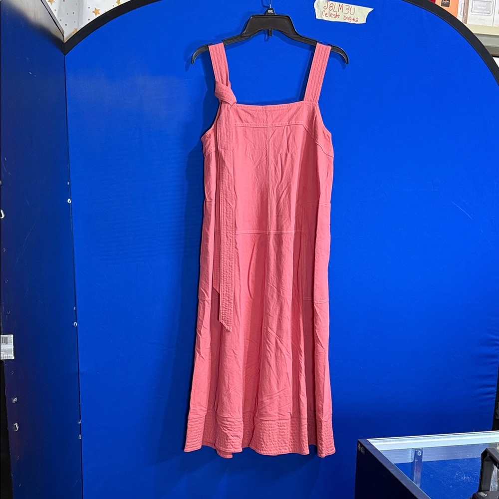Chic Pink Midi Dress